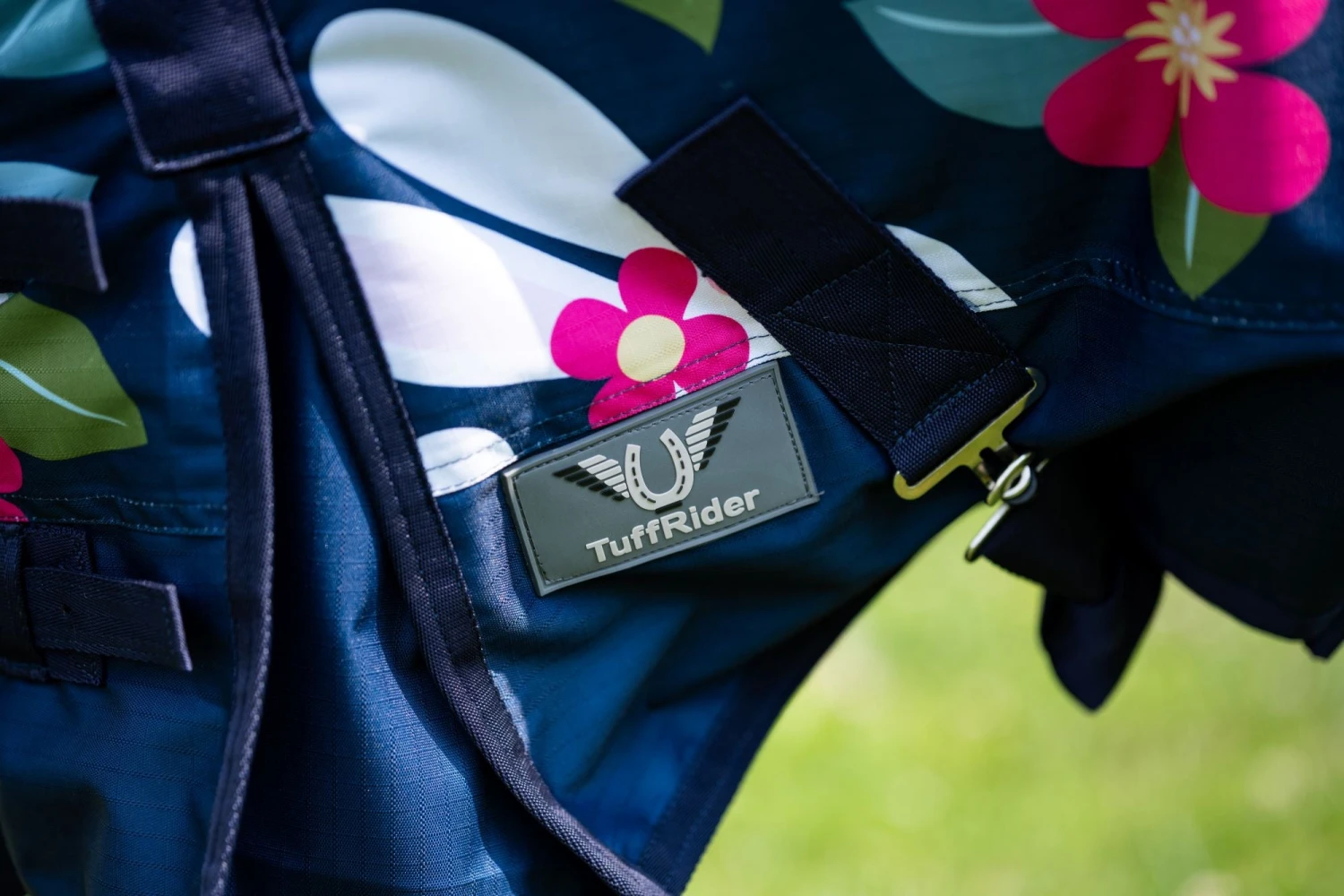 TuffRider Standard Neck 1200D Mini Turnout Blanket Medium Weight 200 Gms Two Tone Print - Image 4