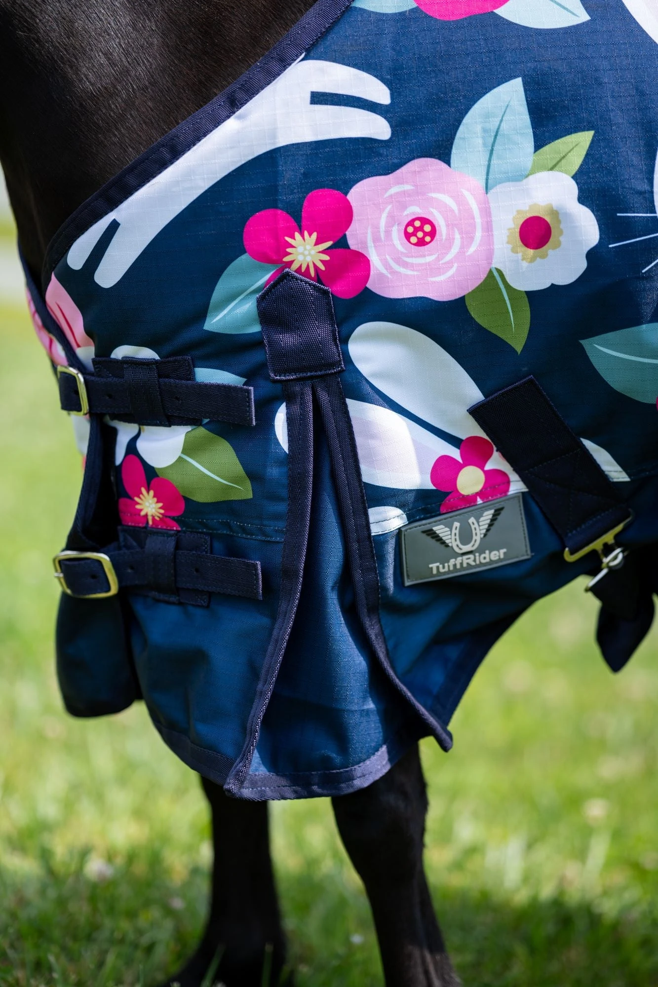 TuffRider Standard Neck 1200D Mini Turnout Blanket Medium Weight 200 Gms Two Tone Print - Image 3