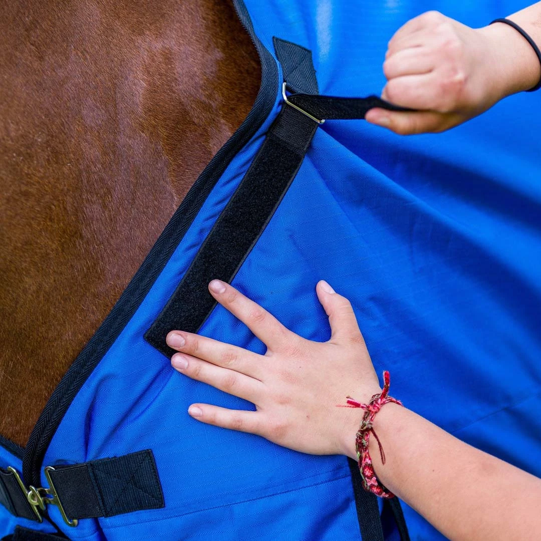 TuffRider Comfy-Fit Medium Weight Standard Neck Turnout Blanket W/ Adjustable Neck Opening- 1200D, 200gms - Image 7